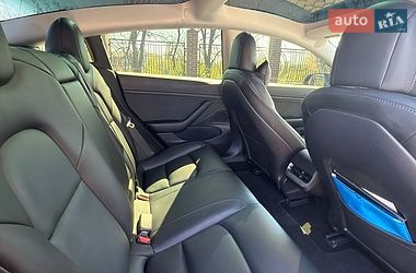 Седан Tesla Model 3 2020 в Харькове