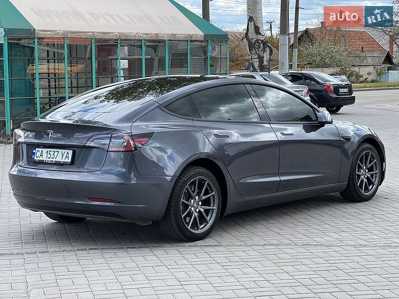 Седан Tesla Model 3 2020 в Запорожье