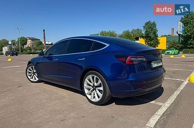 Седан Tesla Model 3 2020 в Житомире