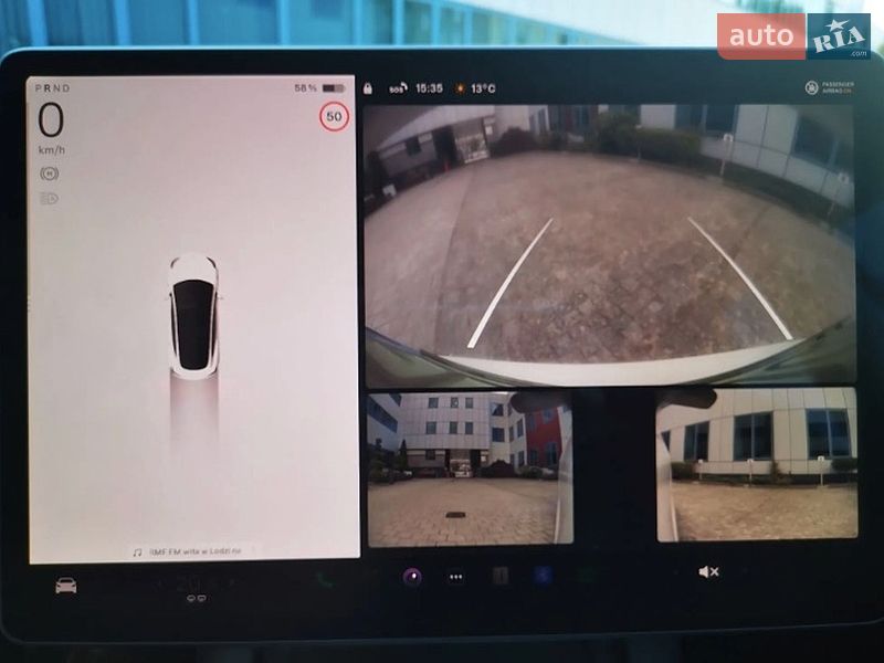 Седан Tesla Model 3 2021 в Львове