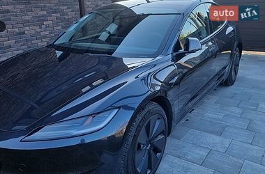 Седан Tesla Model 3 2024 в Дніпрі