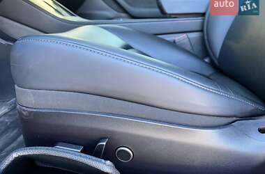 Седан Tesla Model 3 2021 в Львове