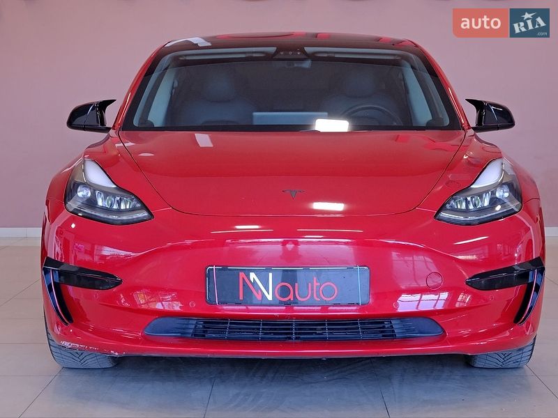 Седан Tesla Model 3 2021 в Одесі