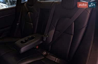 Седан Tesla Model 3 2021 в Одесі