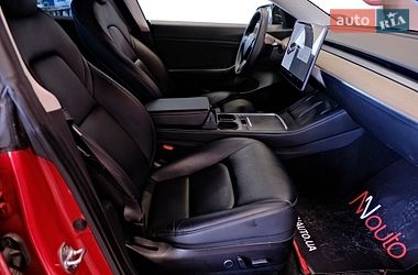 Седан Tesla Model 3 2021 в Одесі
