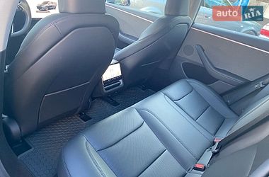 Седан Tesla Model 3 2024 в Киеве