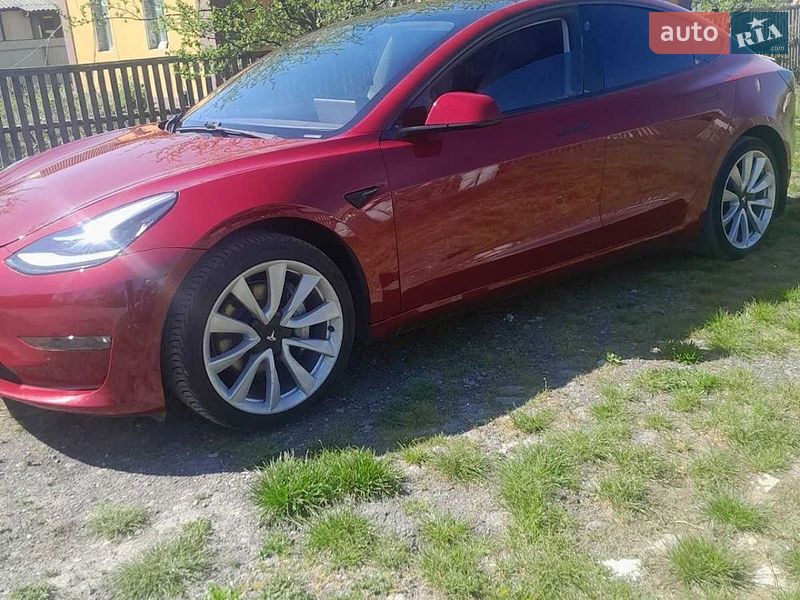 Седан Tesla Model 3 2018 в Сквире