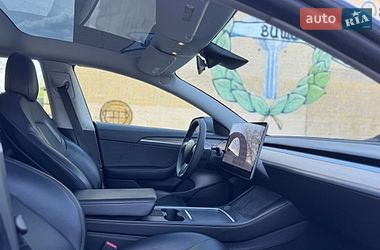 Седан Tesla Model 3 2021 в Луцке