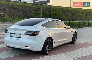 Седан Tesla Model 3 2019 в Ирпене