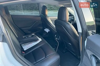 Седан Tesla Model 3 2019 в Ирпене