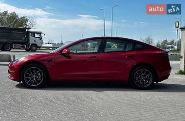 Седан Tesla Model 3 2020 в Львові