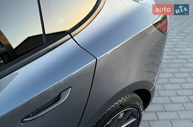 Седан Tesla Model 3 2021 в Вінниці