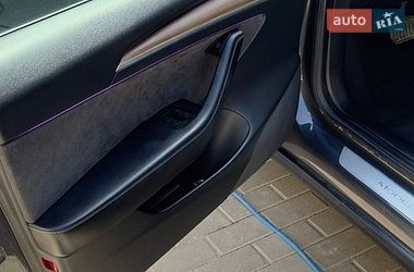 Седан Tesla Model 3 2019 в Вінниці