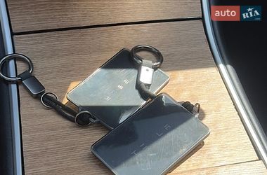 Седан Tesla Model 3 2019 в Вінниці