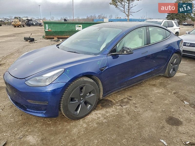 Tesla Model 3 2023