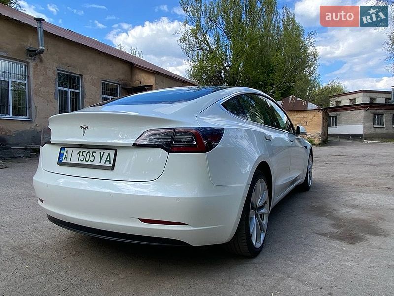 Седан Tesla Model 3 2019 в Днепре