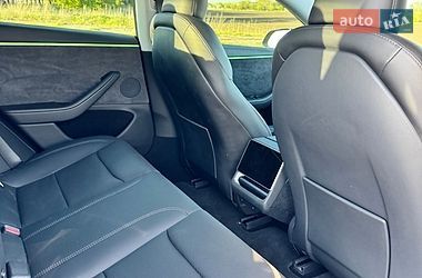 Седан Tesla Model 3 2024 в Киеве