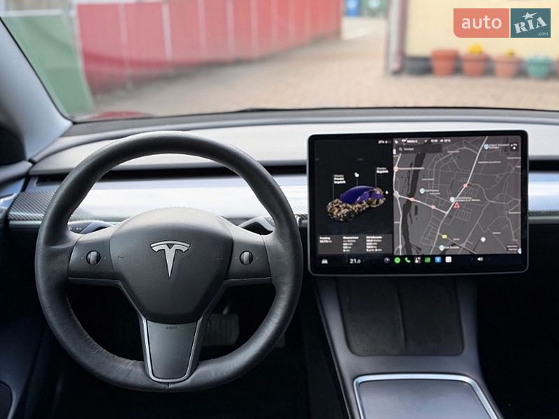 Седан Tesla Model 3 2019 в Львове