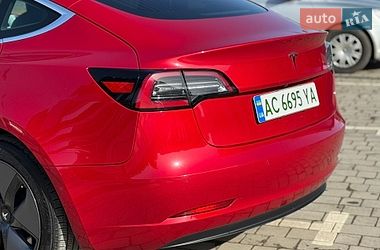 Седан Tesla Model 3 2019 в Луцке
