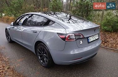 Седан Tesla Model 3 2022 в Києві