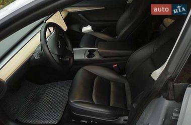 Седан Tesla Model 3 2022 в Києві