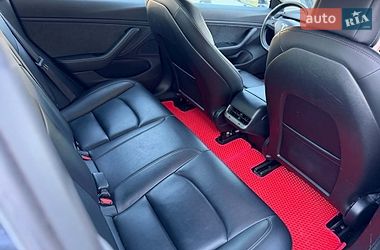 Седан Tesla Model 3 2018 в Вінниці