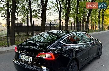 Седан Tesla Model 3 2019 в Чернігові