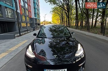 Седан Tesla Model 3 2019 в Чернігові