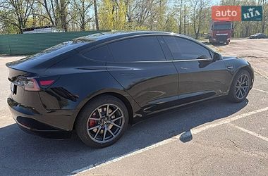 Седан Tesla Model 3 2019 в Харькове