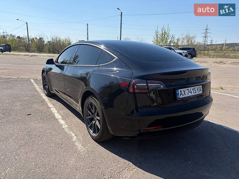 Седан Tesla Model 3 2019 в Харькове