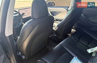Седан Tesla Model 3 2019 в Харькове