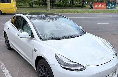 Седан Tesla Model 3 2019 в Одесі