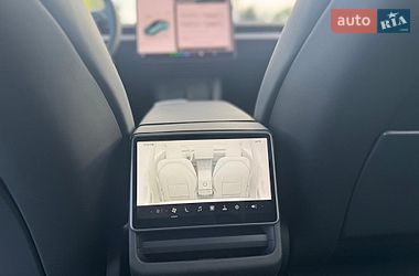 Седан Tesla Model 3 2024 в Новомосковске