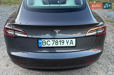 Седан Tesla Model 3 2018 в Дрогобыче