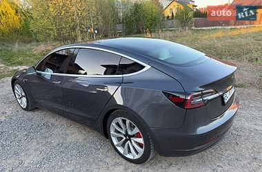 Седан Tesla Model 3 2018 в Дрогобыче