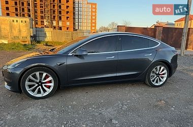 Седан Tesla Model 3 2018 в Дрогобыче