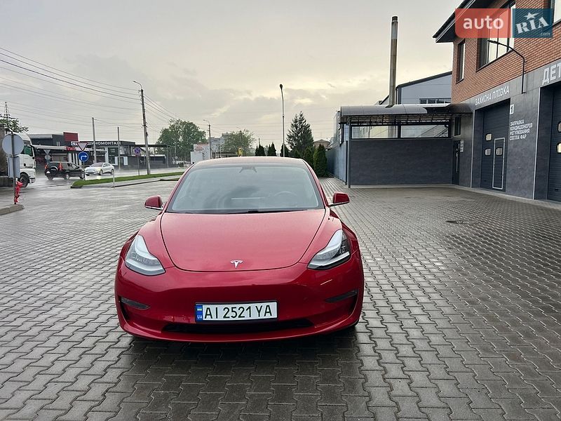 Седан Tesla Model 3 2018 в Гребенках
