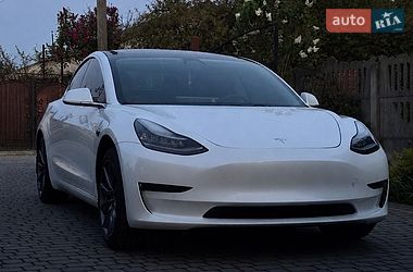Седан Tesla Model 3 2019 в Кам'янці-Бузькій