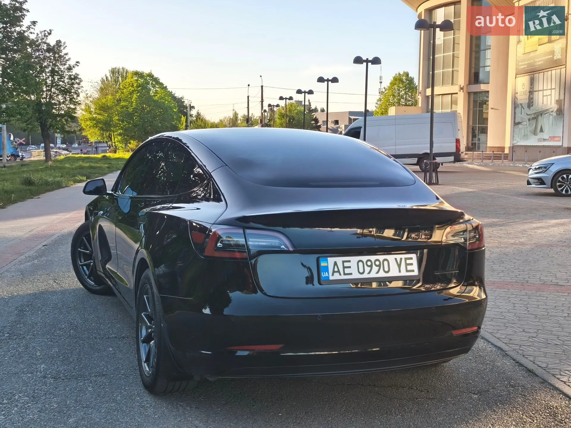 2018 Tesla Model 3 - мініатюра 6