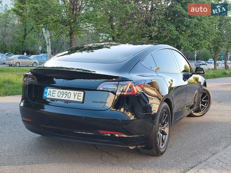 Седан Tesla Model 3 2018 в Днепре