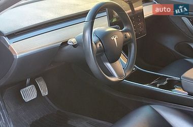 Седан Tesla Model 3 2018 в Днепре