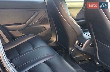 Седан Tesla Model 3 2018 в Днепре