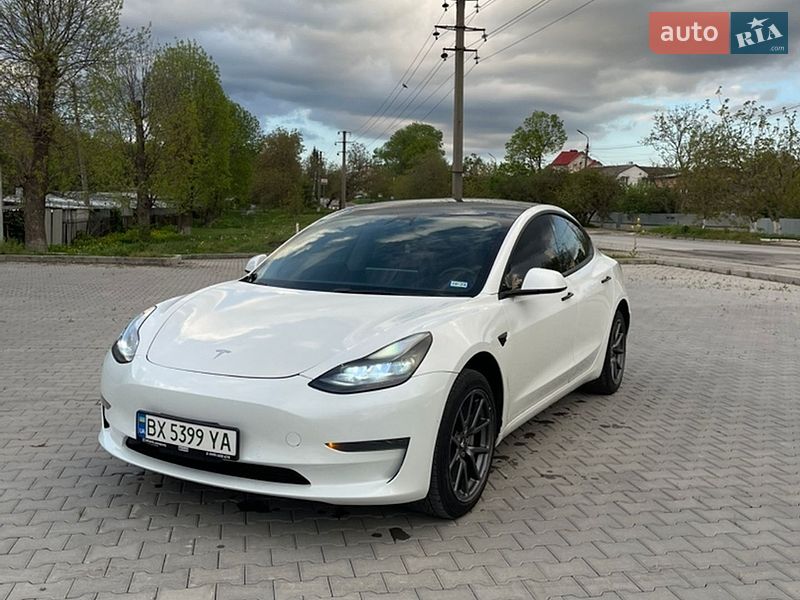 Седан Tesla Model 3 2021 в Каменец-Подольском