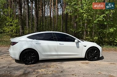 Седан Tesla Model 3 2019 в Житомире