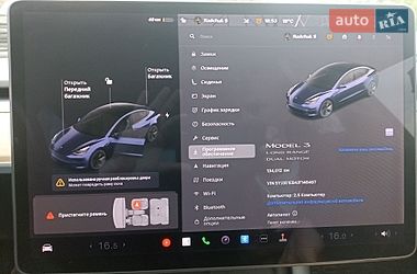 Седан Tesla Model 3 2018 в Луцке