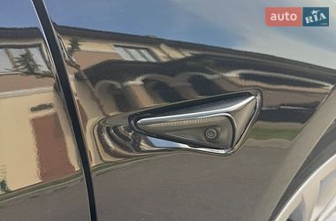 Седан Tesla Model 3 2022 в Киеве