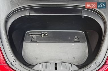 Седан Tesla Model 3 2020 в Житомирі
