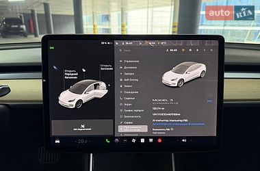 Седан Tesla Model 3 2019 в Одесі