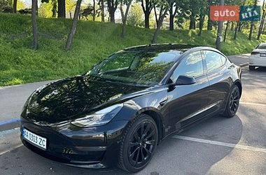 Седан Tesla Model 3 2022 в Дніпрі