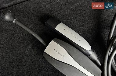 Седан Tesla Model 3 2019 в Коломые